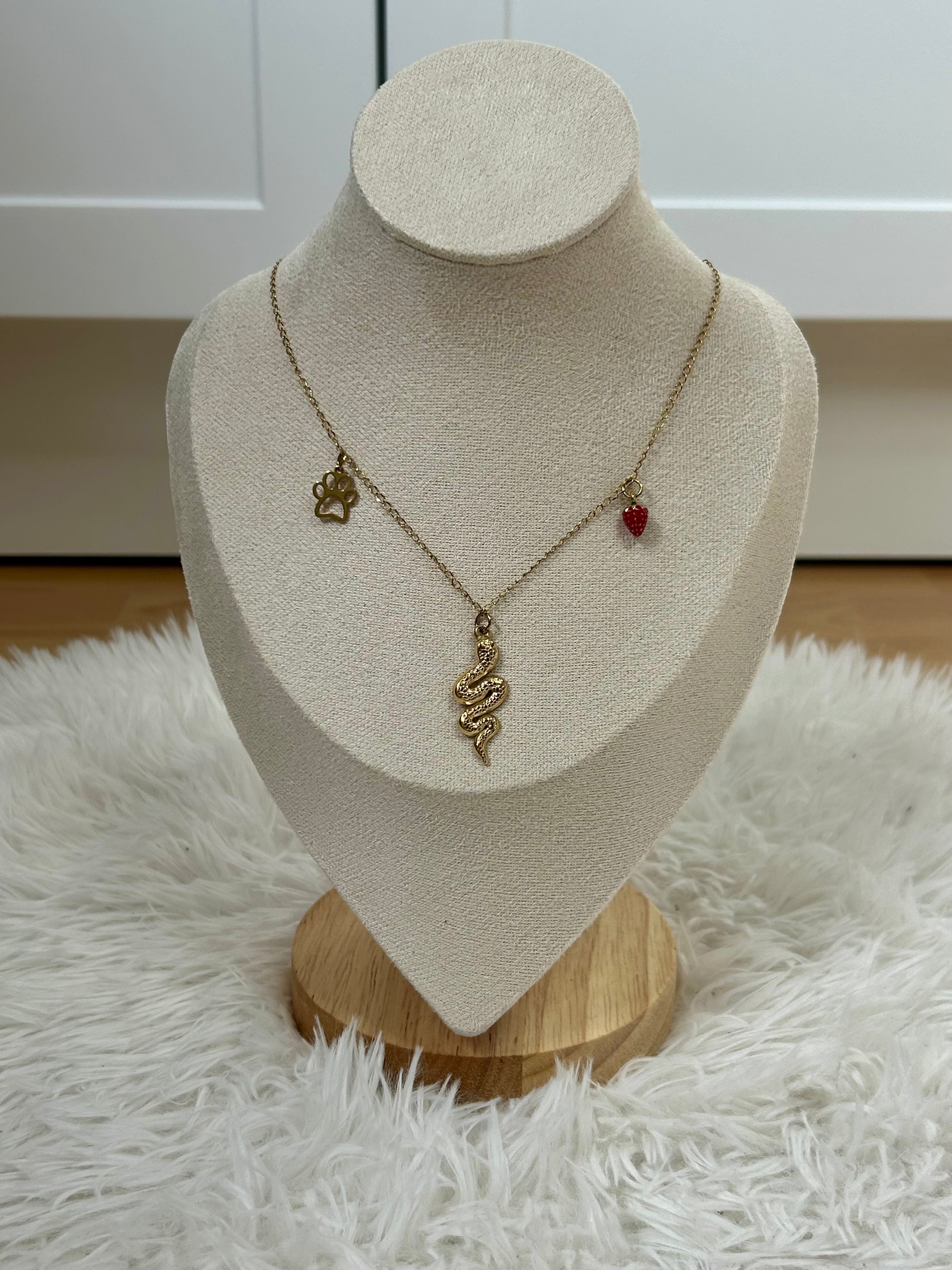 Collier inspiré de Lakestone