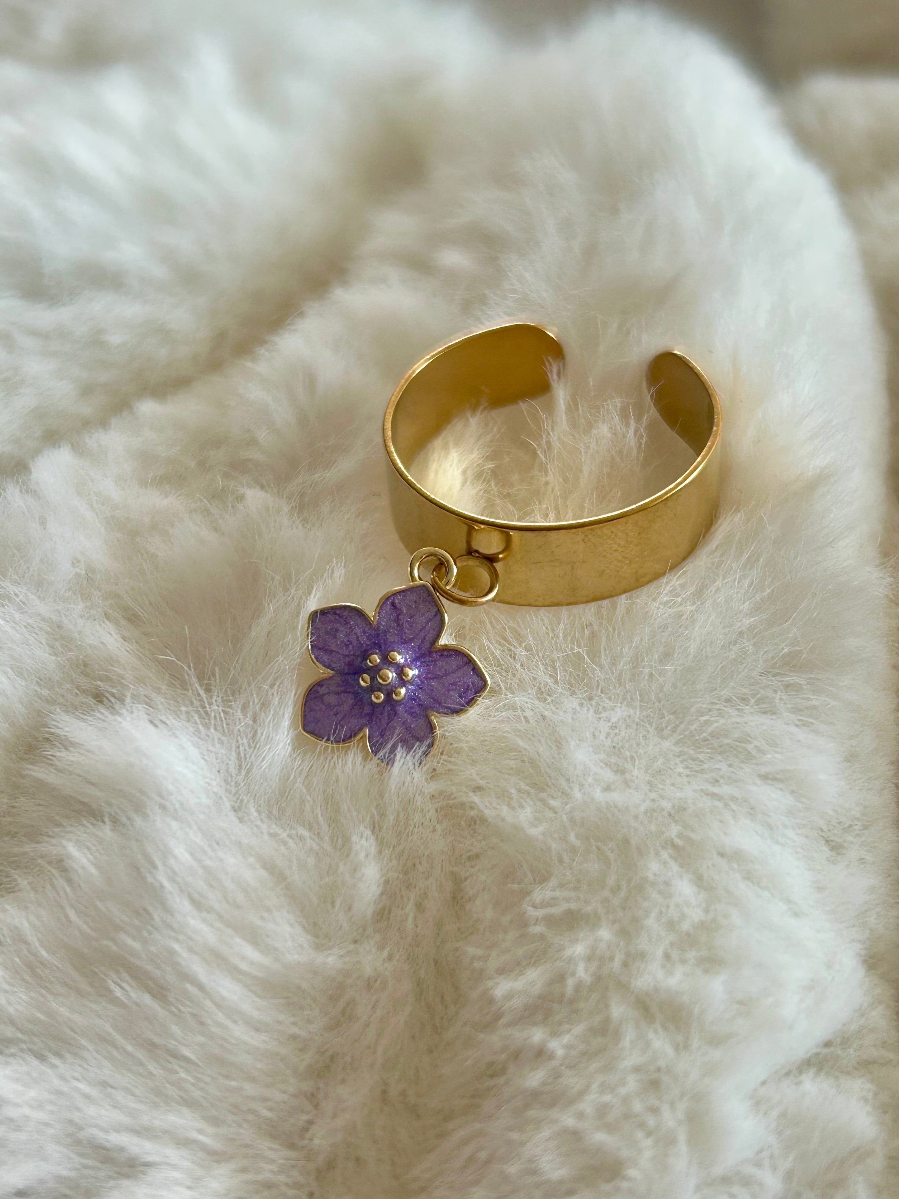 Bague fleur violette